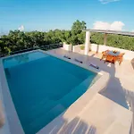 T1Ph New Breathtaking Penthouse And Rooftop
