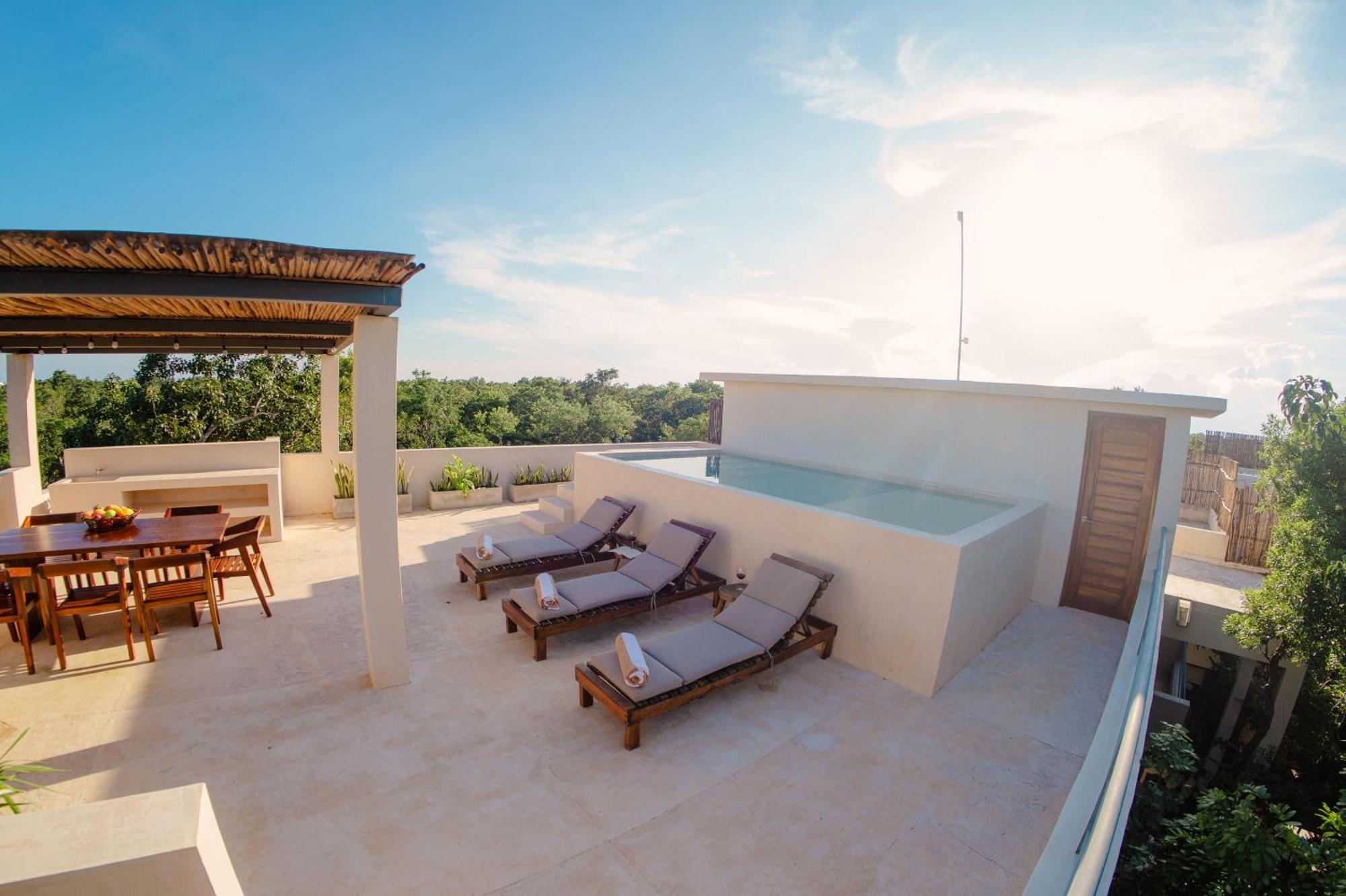T1ph New Breathtaking Penthouse And Rooftop Apartment