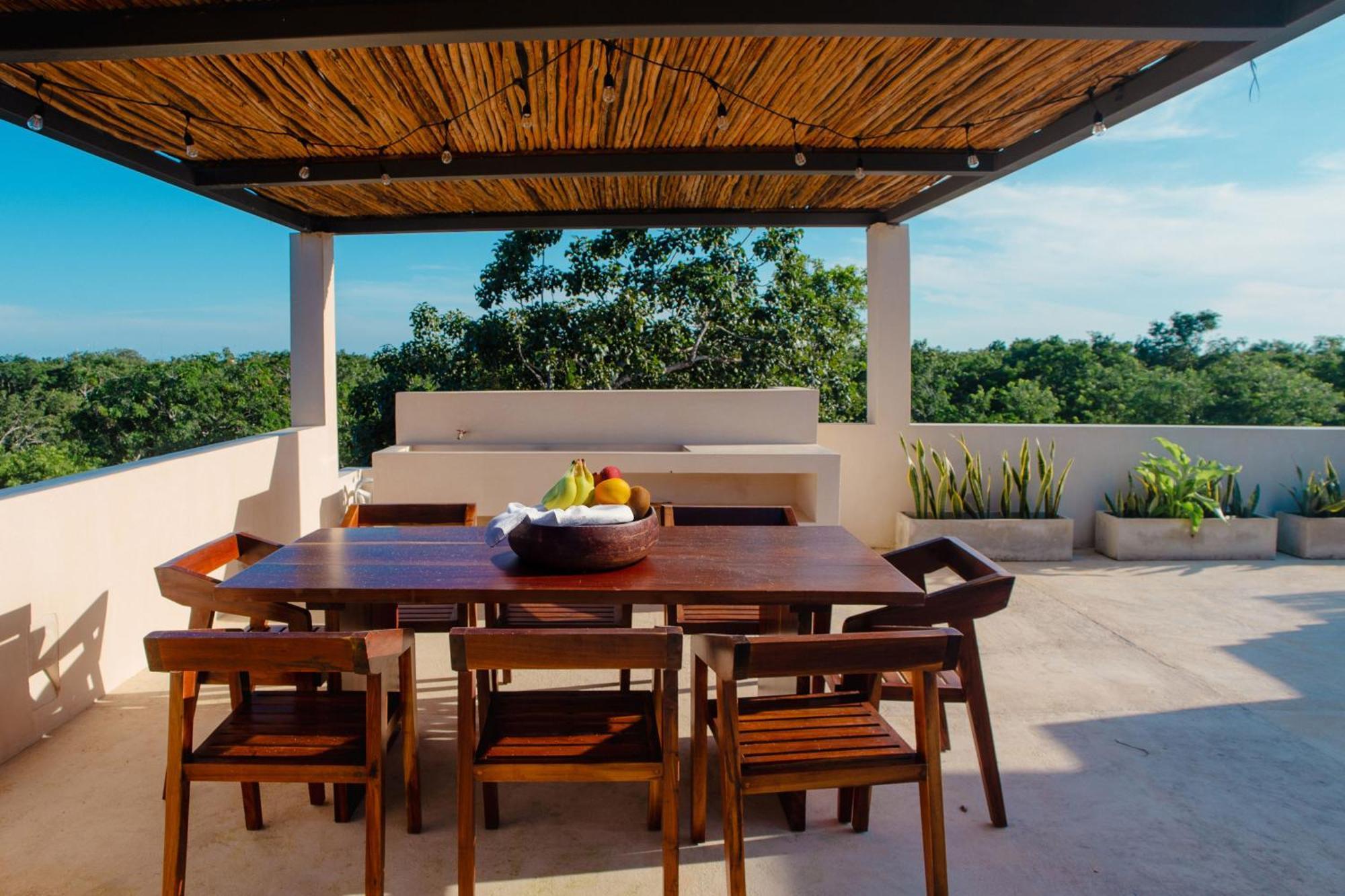 T1ph New Breathtaking Penthouse And Rooftop